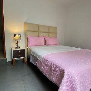 Habitación Grande con Cama King